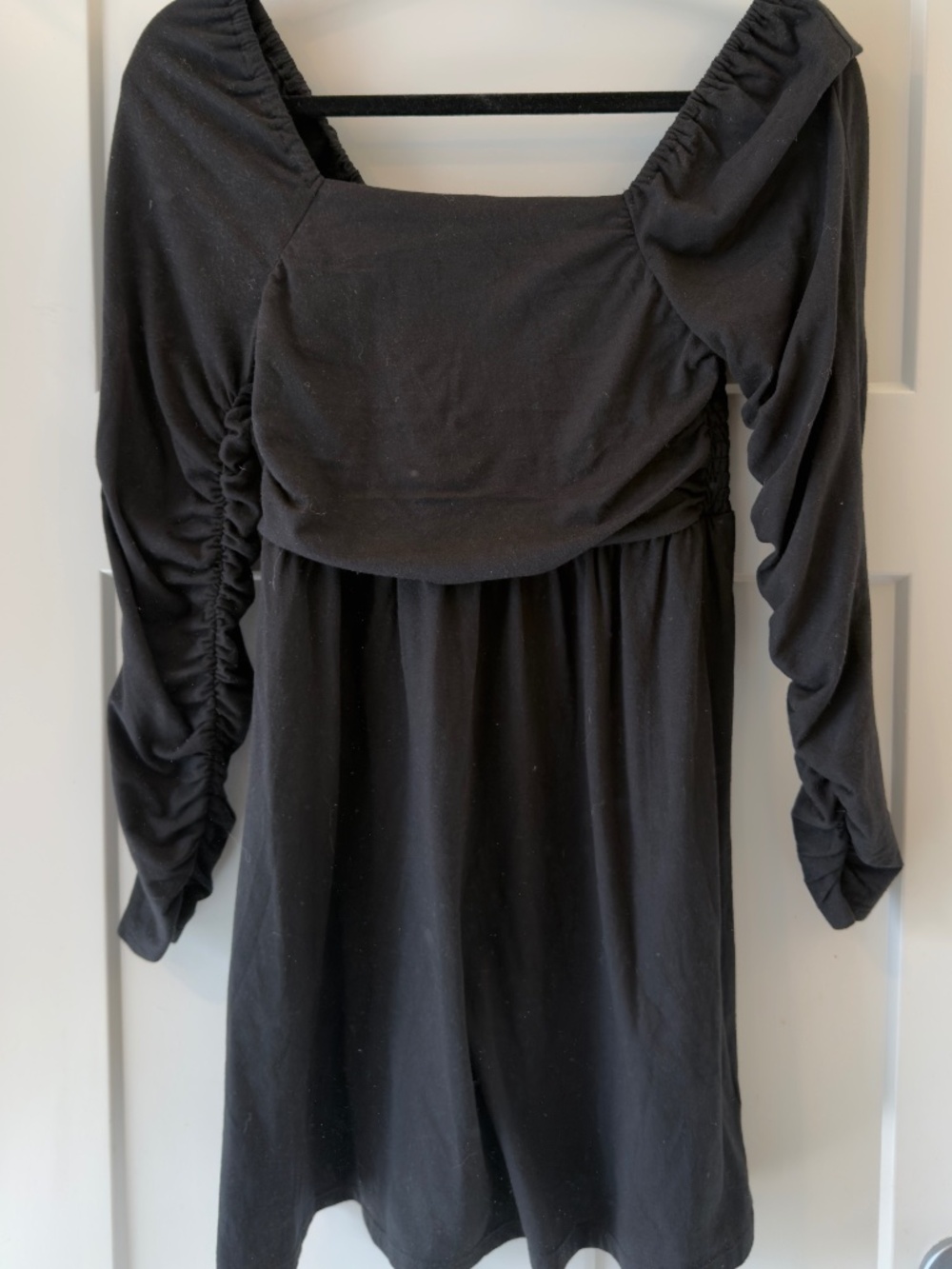 Gap black ruched long sleeve mini dress